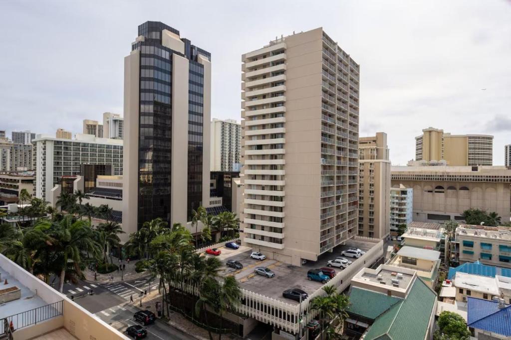 Heart Of Waikiki,1Bdrm,Free Parking, Wifi,No Resort Fees,Youtube,Netflix ! Honolulu Exterior foto