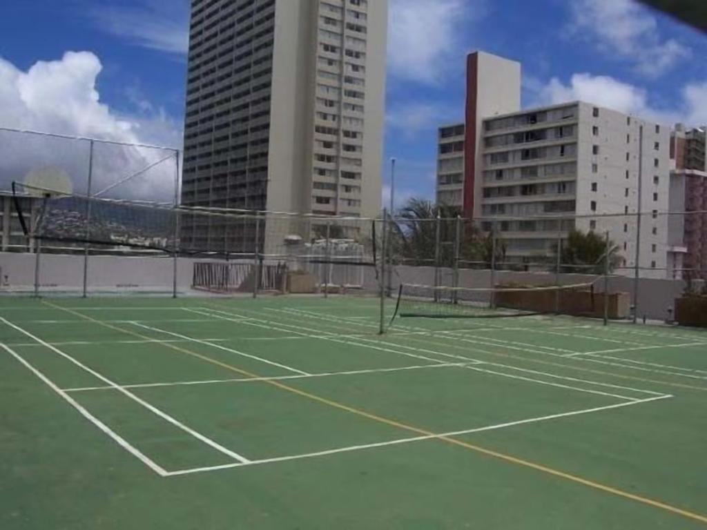 Heart Of Waikiki,1Bdrm,Free Parking, Wifi,No Resort Fees,Youtube,Netflix ! Honolulu Exterior foto